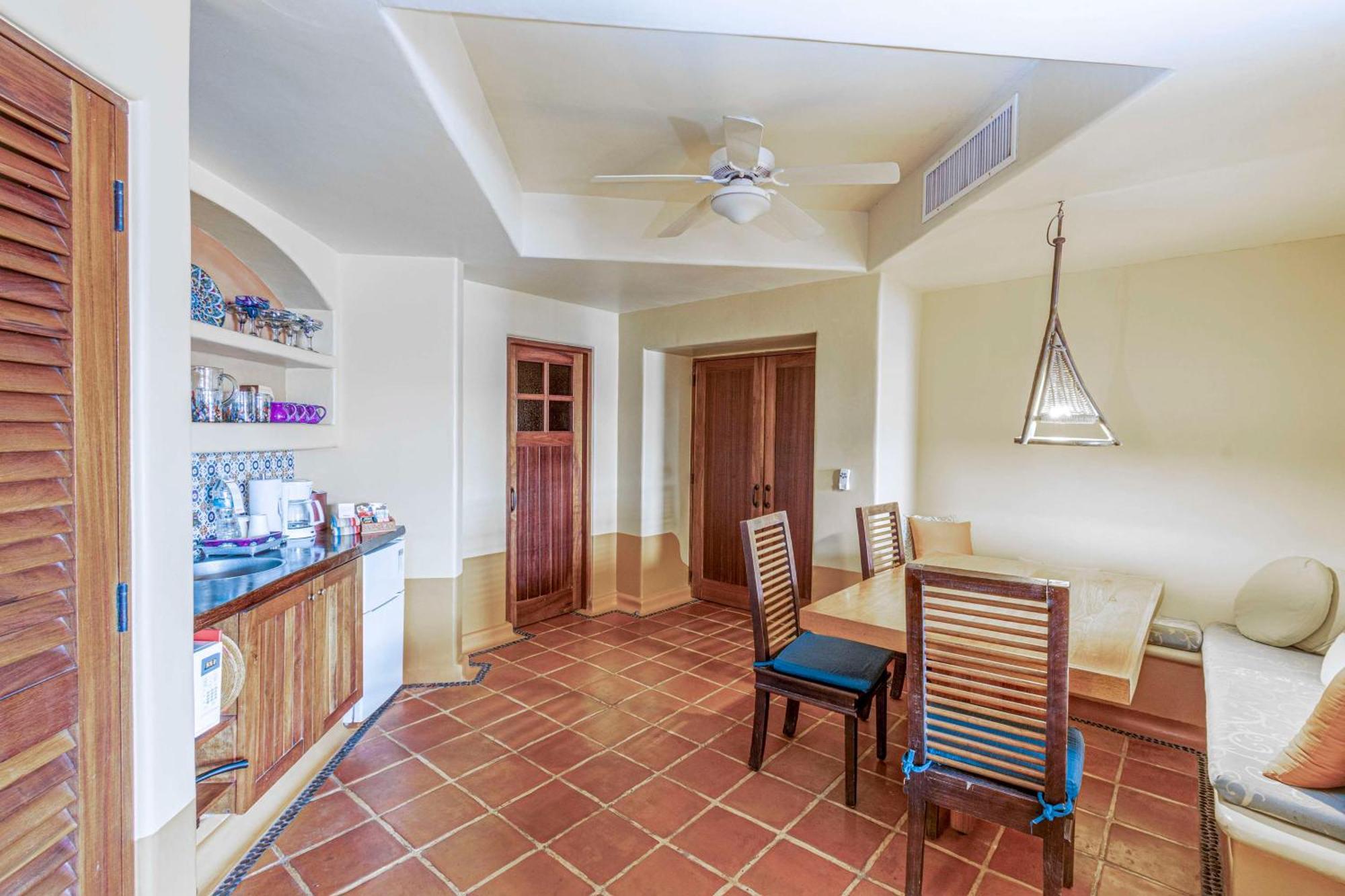 Hilton Grand Vacations Club Zihuatanejo Otel Dış mekan fotoğraf