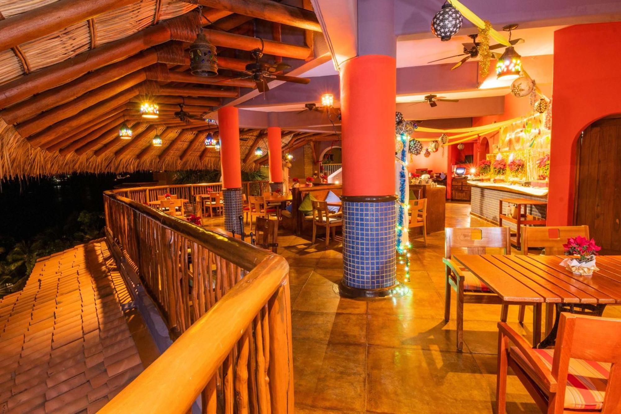 Hilton Grand Vacations Club Zihuatanejo Otel Dış mekan fotoğraf
